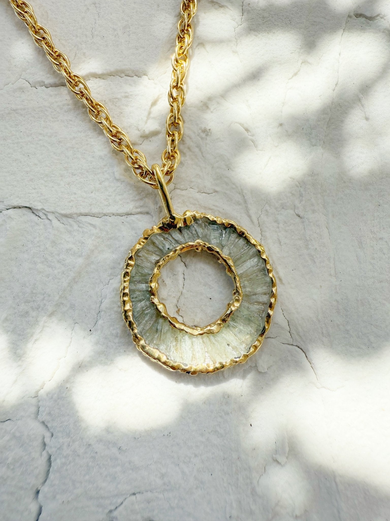Kyanite Halo Necklace - Green - Oggie and Co