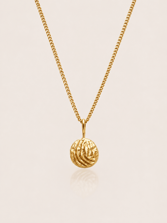 Cuttlefish initial Necklace - Small - Oggie and Co